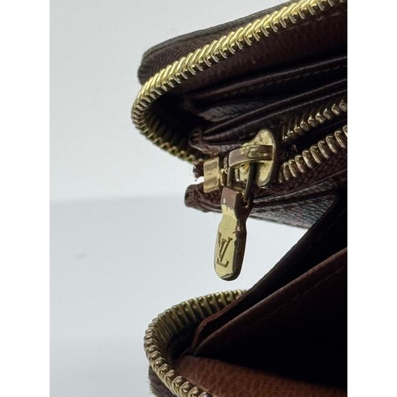 Louis Vuitton Monogram Zippy Wallet - COA Included - Picture 16 of 17